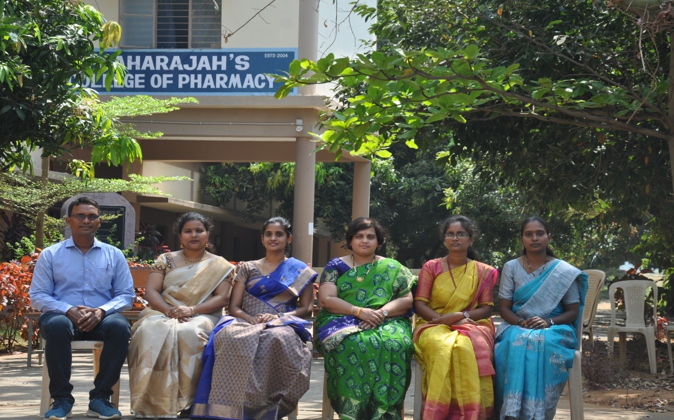 ALUMNI COMMITTEE